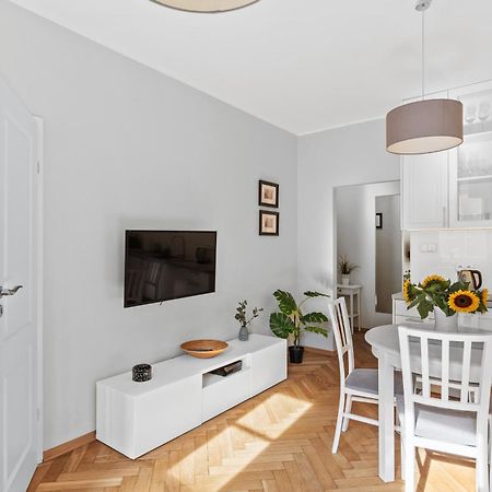 Cute Apartment In The Historic Old Town Of วอร์ซอ ภายนอก รูปภาพ