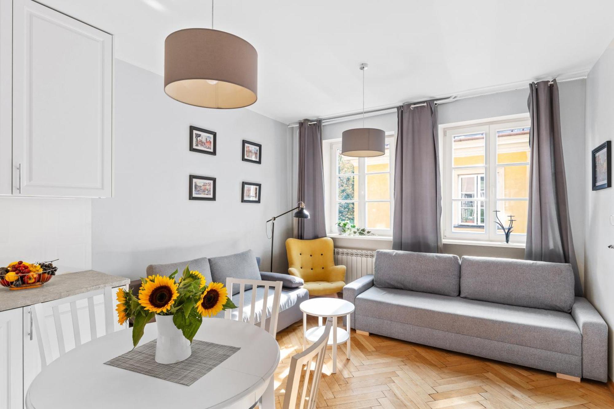 Cute Apartment In The Historic Old Town Of วอร์ซอ ภายนอก รูปภาพ